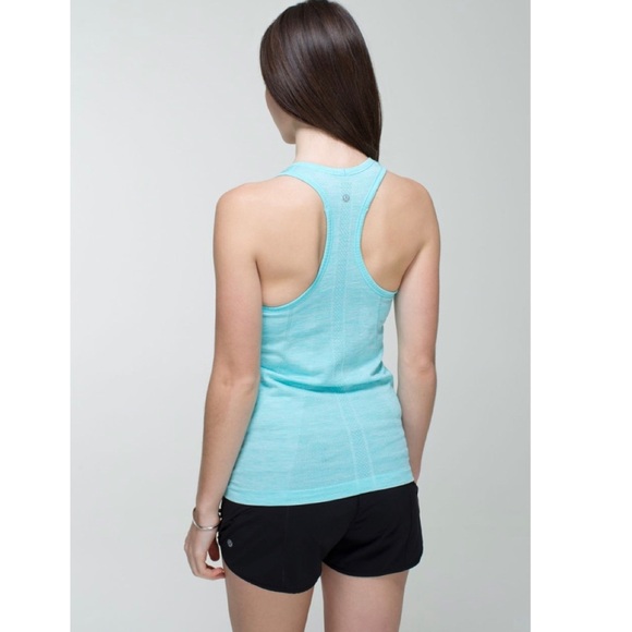 Lululemon Run: Swiftly Tech Racerback
Heathered Angel Blue Top W1F10S, Size 4 - Picture 3 of 16